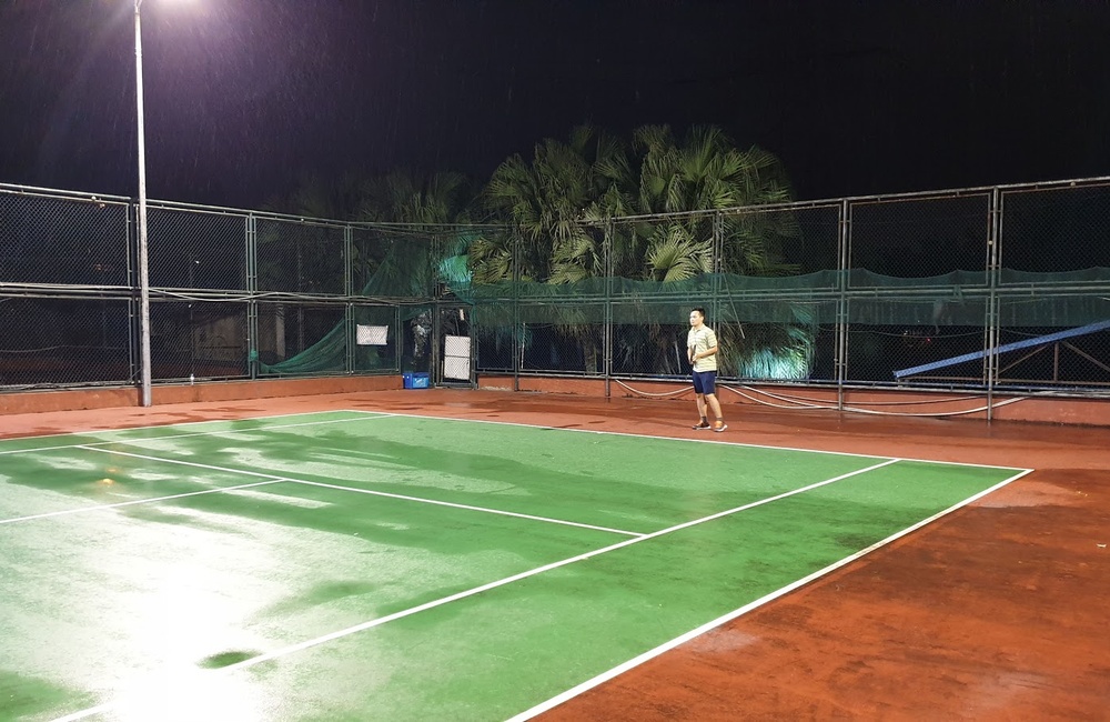Sân Tennis Khách sạn Mường Thanh Xa La